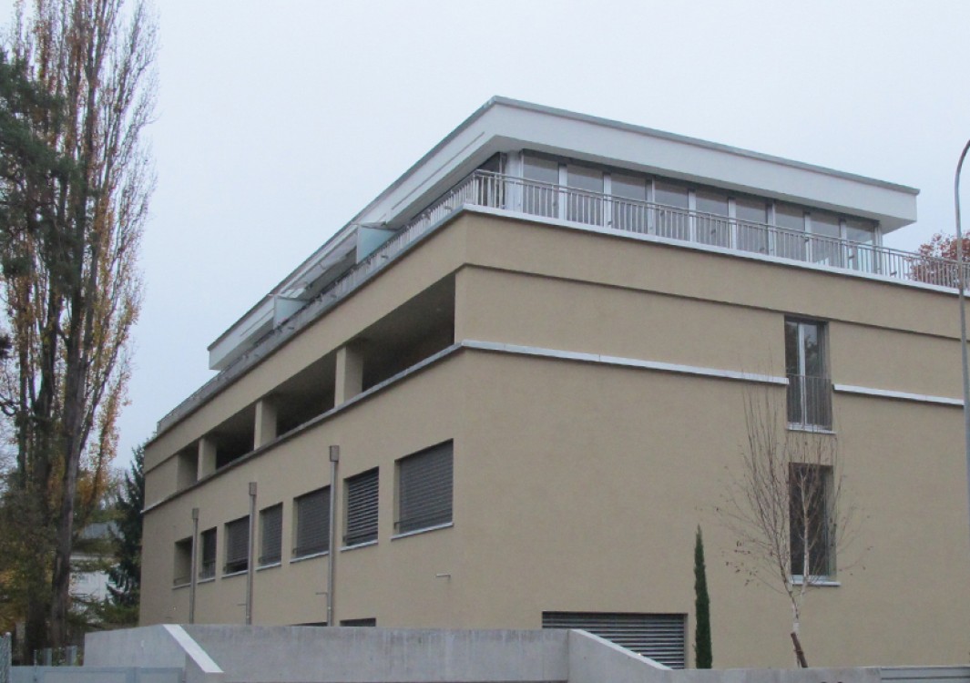 FRANK-THOMAS – Cologny